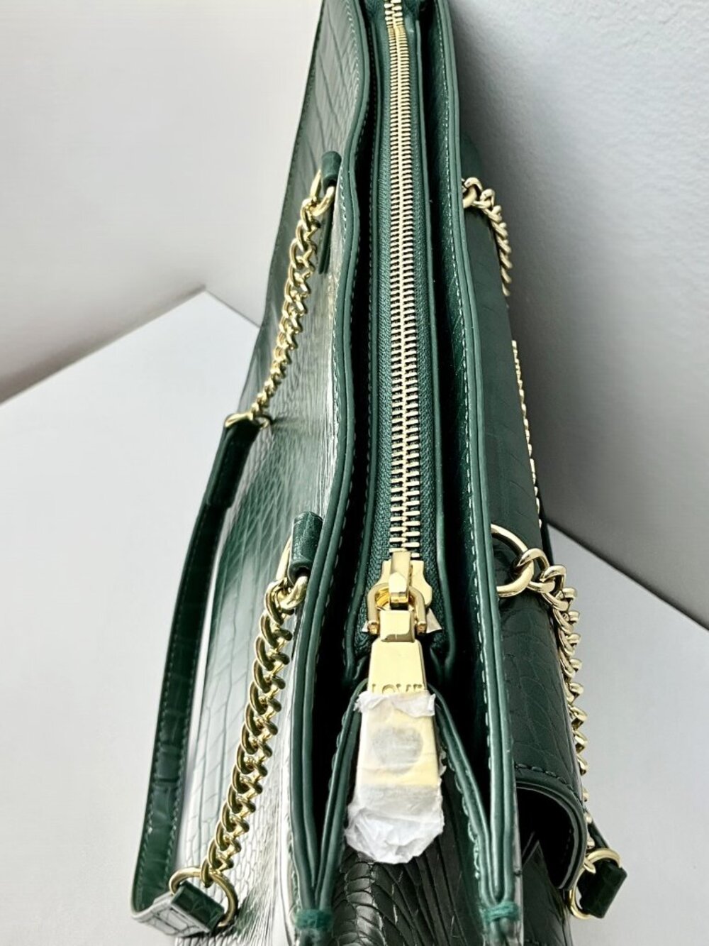 Love Moschino  Green Croc Embossed Leather Tote Bag Gold Chain Heart Lock - Picture 5 of 11